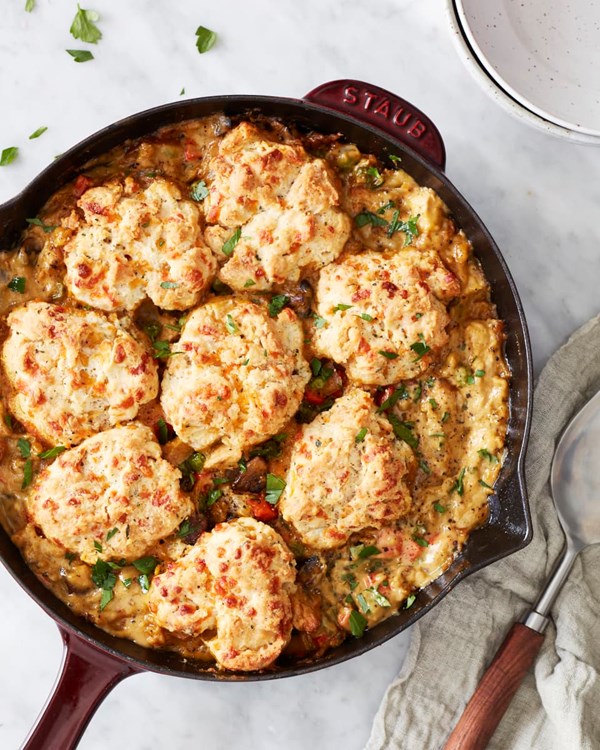 Vegetarian chick’n pot pie with cheddar biscuit topping