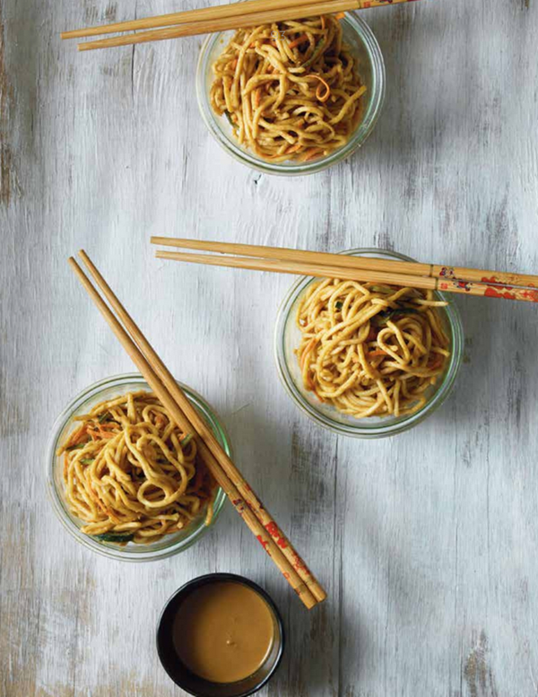 Vegetarian cold noodles (Lěng miàn)