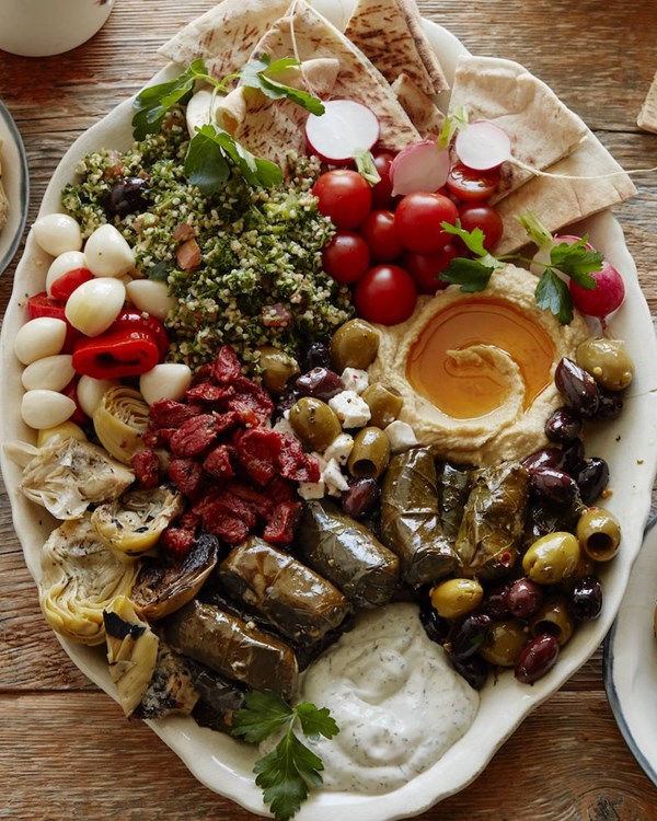 Vegetarian mezze platter