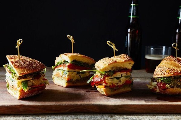 Vegetarian muffuletta