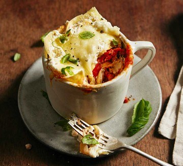 Vegetarian mug lasagne
