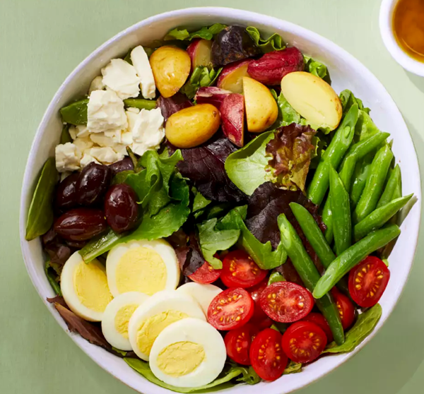 Vegetarian Niçoise salad