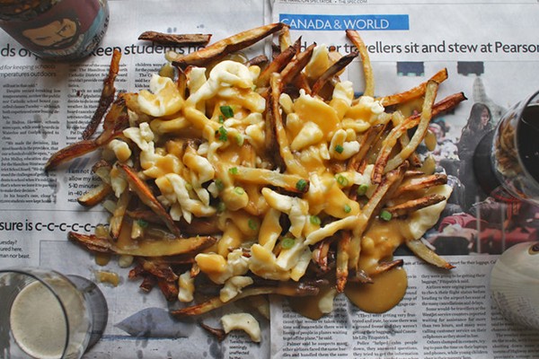 Vegetarian poutine