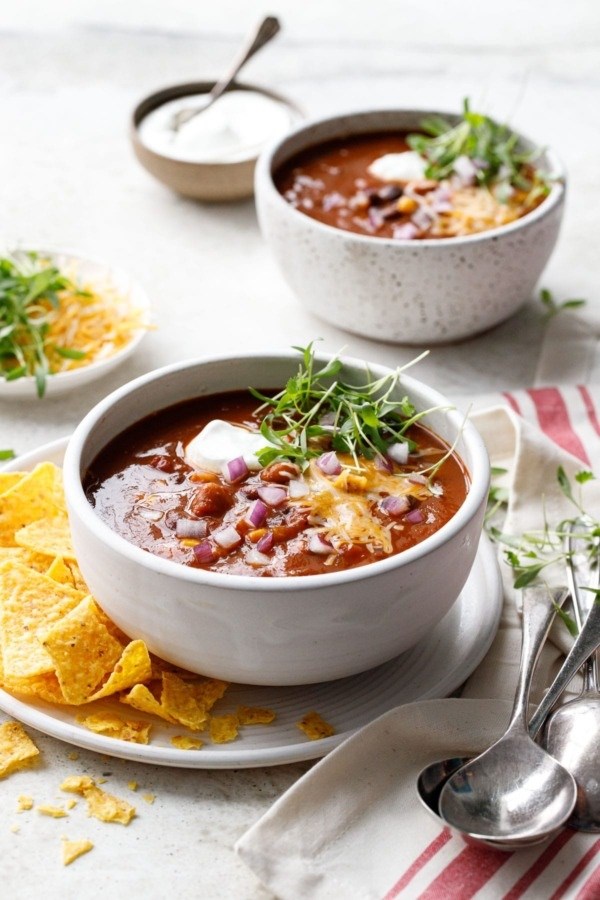 Vegetarian pumpkin & three-bean chili