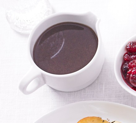 Vegetarian red wine gravy