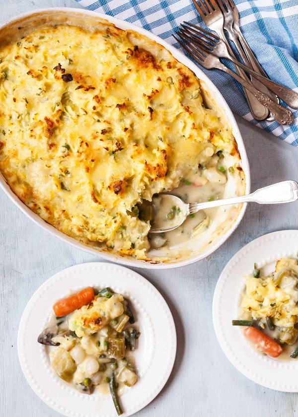 Vegetarian shepherd’s pie with carrots and mushrooms 