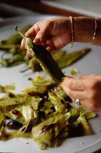 Vegetarian stuffed chiles (Chiles rellenos vegetarianos)