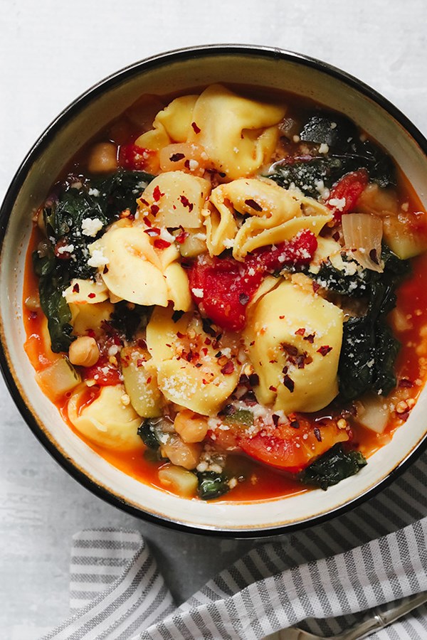 Vegetarian tortellini minestrone