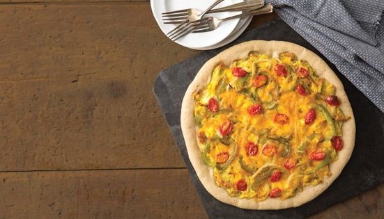 Veggie breakfast pizza
