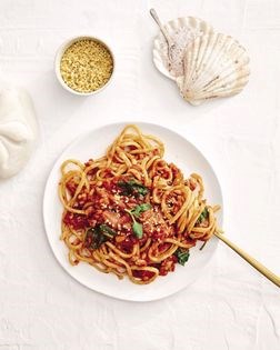 Veggie tempeh Bolognese