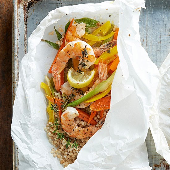 Veggies and shrimp en papillote 