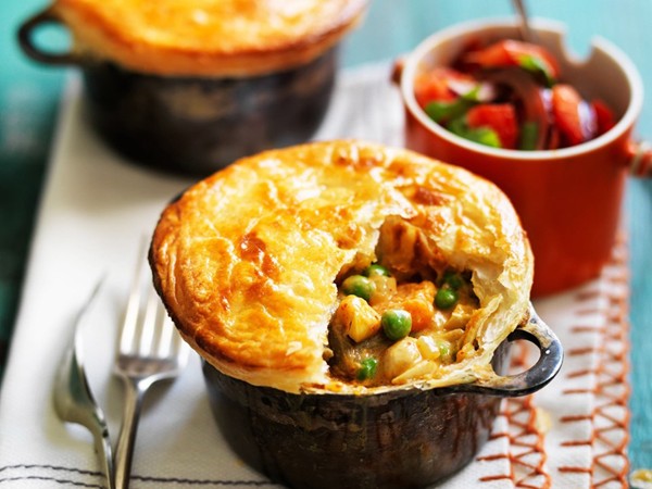 Vegie curry pies