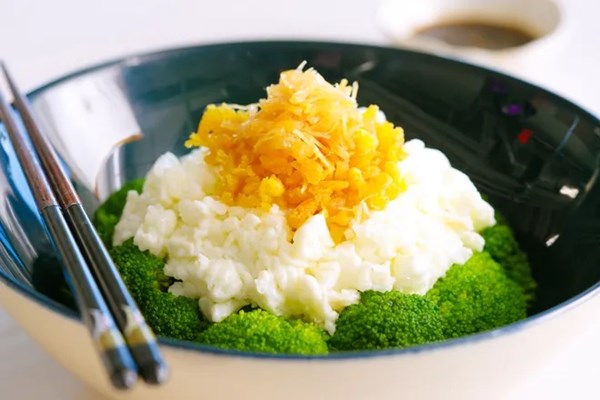 Velvet egg white crab