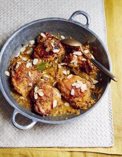 Venetian chicken with almond milk & dates (Ambroyno)