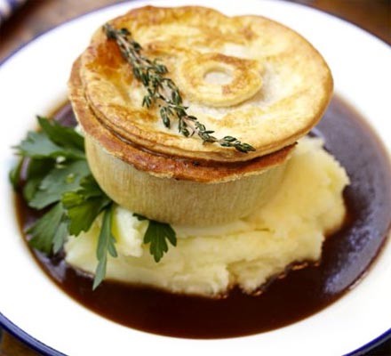 Venison and Suffolk ale pie