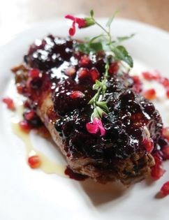 Venison fillet with a red berry sauce (Venado con frutos rojos)