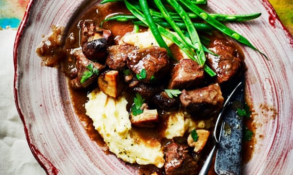 Venison in white wine