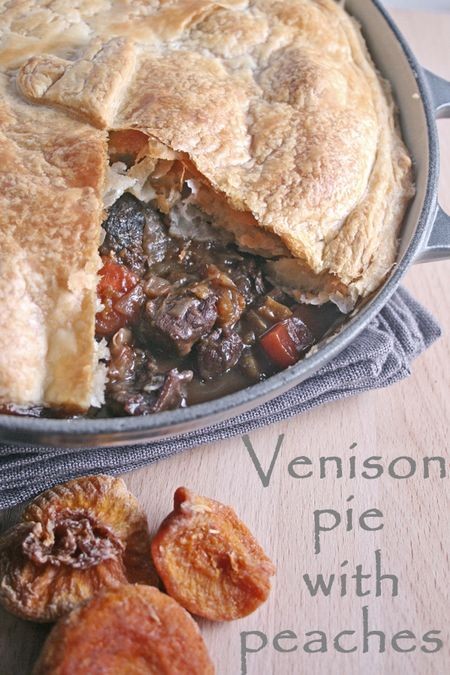 Venison pie with dried peaches (Wildsvleispastei)