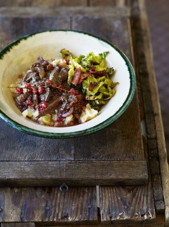 Venison shanks, juniper & redcurrants