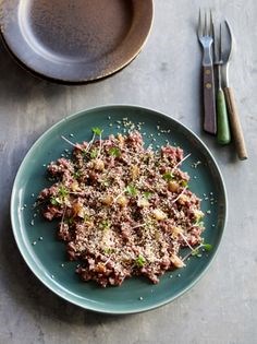 Venison tartare (Battuta di cervo)