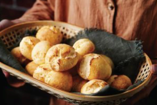 Verena's Colombian cheese bread (Pandebono)