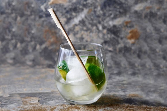 Verjuice and lime mocktail