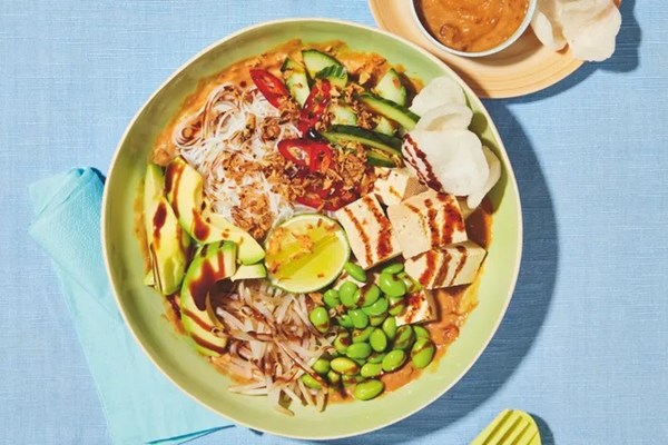 Vermicelli tofu salad with peanut sauce