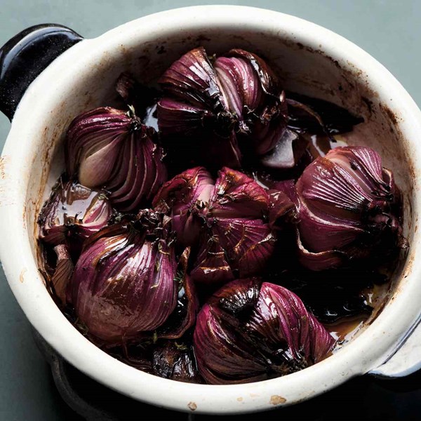 Vermouth braised onions