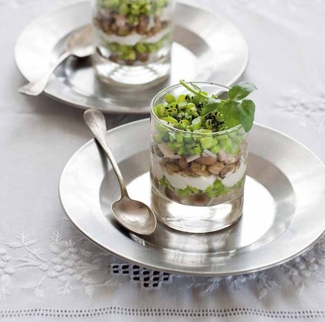 Verrine of eggplant, asparagus & Asian mushrooms with goat's curd (Ly ca tim, mang tay, pho mai)