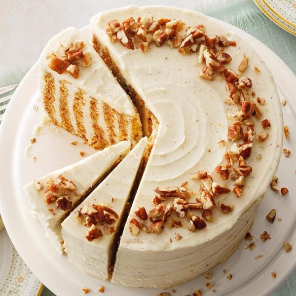 Vertical carrot cake
