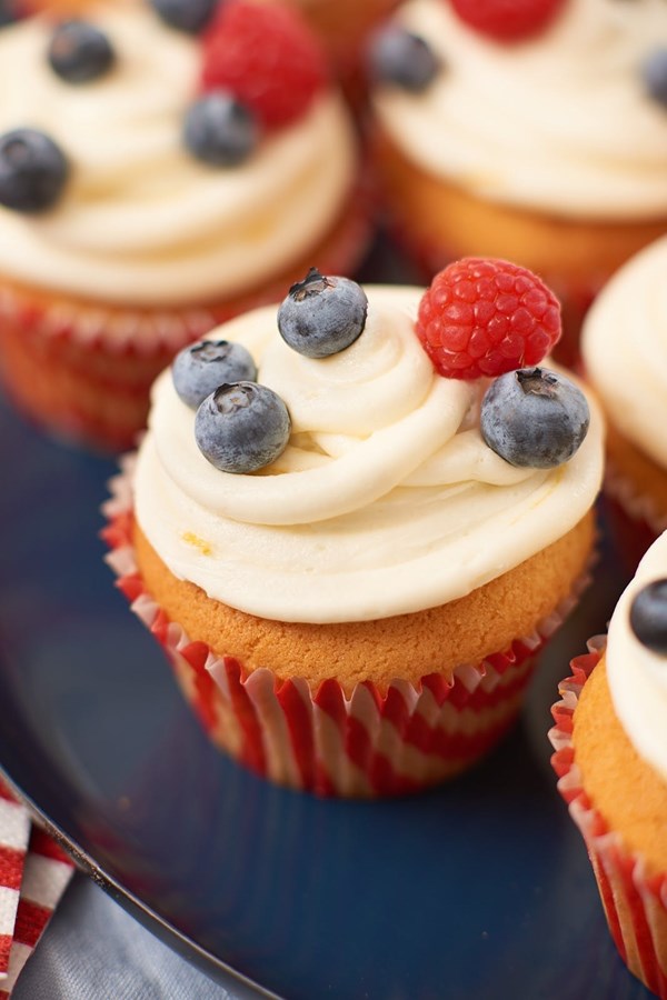 Very berry 4th of July cupcakes