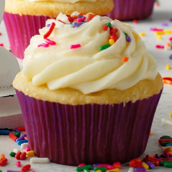 Very vanilla cupcakes