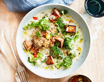 Vibrant-green broccoli curry