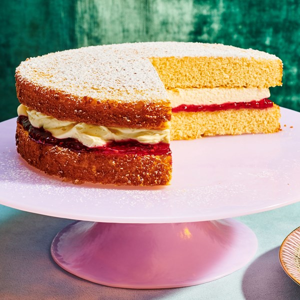 Victoria sponge cake