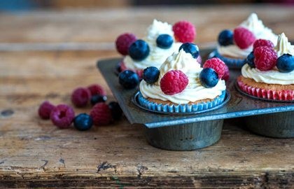 Victoria sponge cupcakes