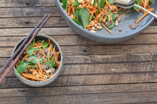 Vietnamese carrot bowls