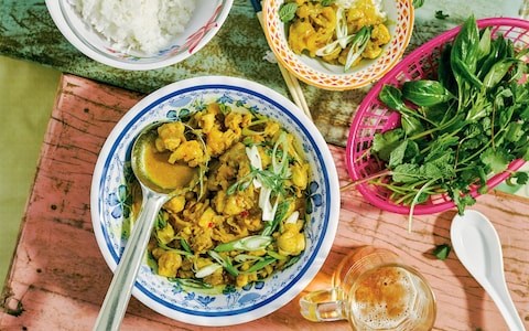 Vietnamese chicken with ginger and turmeric