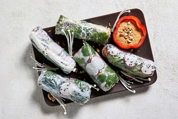 Vietnamese cold summer rolls
