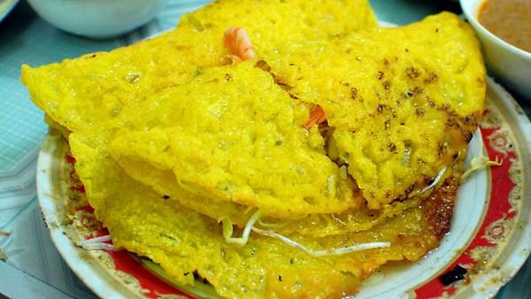 Vietnamese crêpes (Bánh xèo)