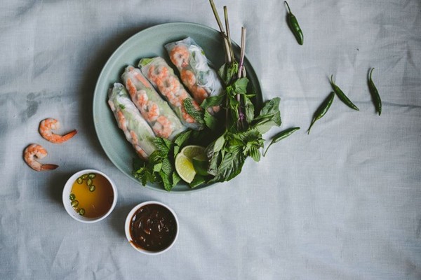Vietnamese Pork and shrimp spring rolls (Gỏi cuốn)