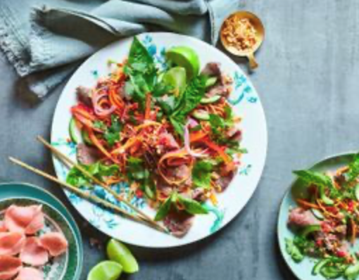 Vietnamese rare beef salad (Bò tái chanh)