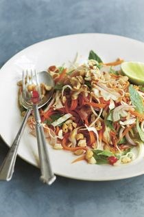 Vietnamese-style carrot and cabbage slaw