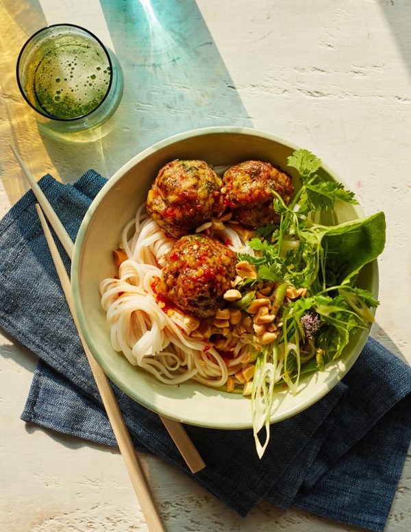 Vietnamese-style meatballs with chili sauce