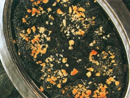 Vine leaf and yogurt pie (Kibris boregi)