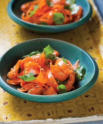 Vinegar carrots with toasted sesame seeds