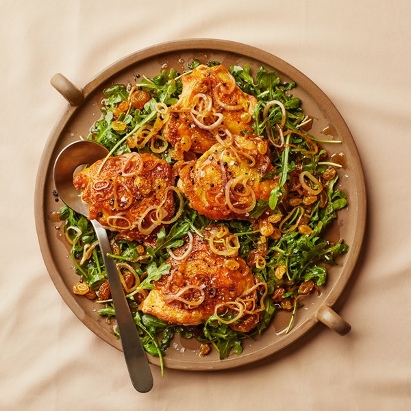 Vinegary chicken with raisins 