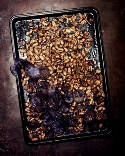 Vitelotte potato chips