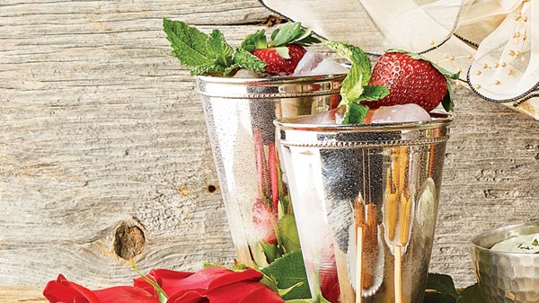 Vodka berry lemonade