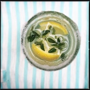 Vodka thyme lemonade with sherbet