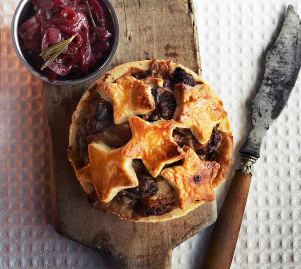 Vol-au-vent filled with creamy celeriac & wild mushrooms with a red onion compote